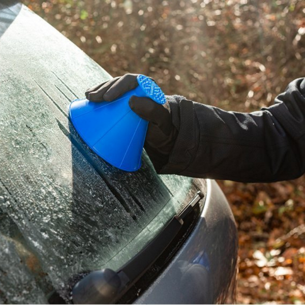  Qoosea 2 Pack Ice Scraper for Car Windshield 10'' Ice Snow Frost  Removal Scraper with Foam Handle Durable Ice Scraper for Truck SUV Car  Window (Black & Orange) : Automotive
