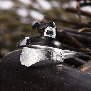 Homezo™ Halloween Ghost Witch Broom Finger Ring