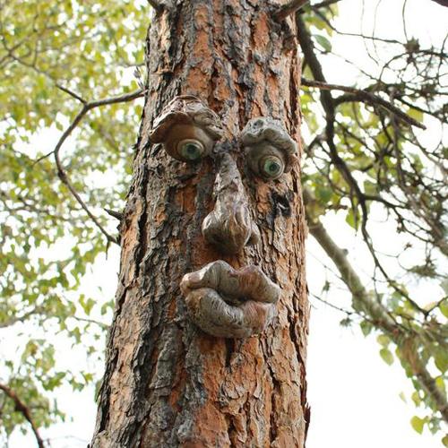 Homezo™ Tree Face Decor